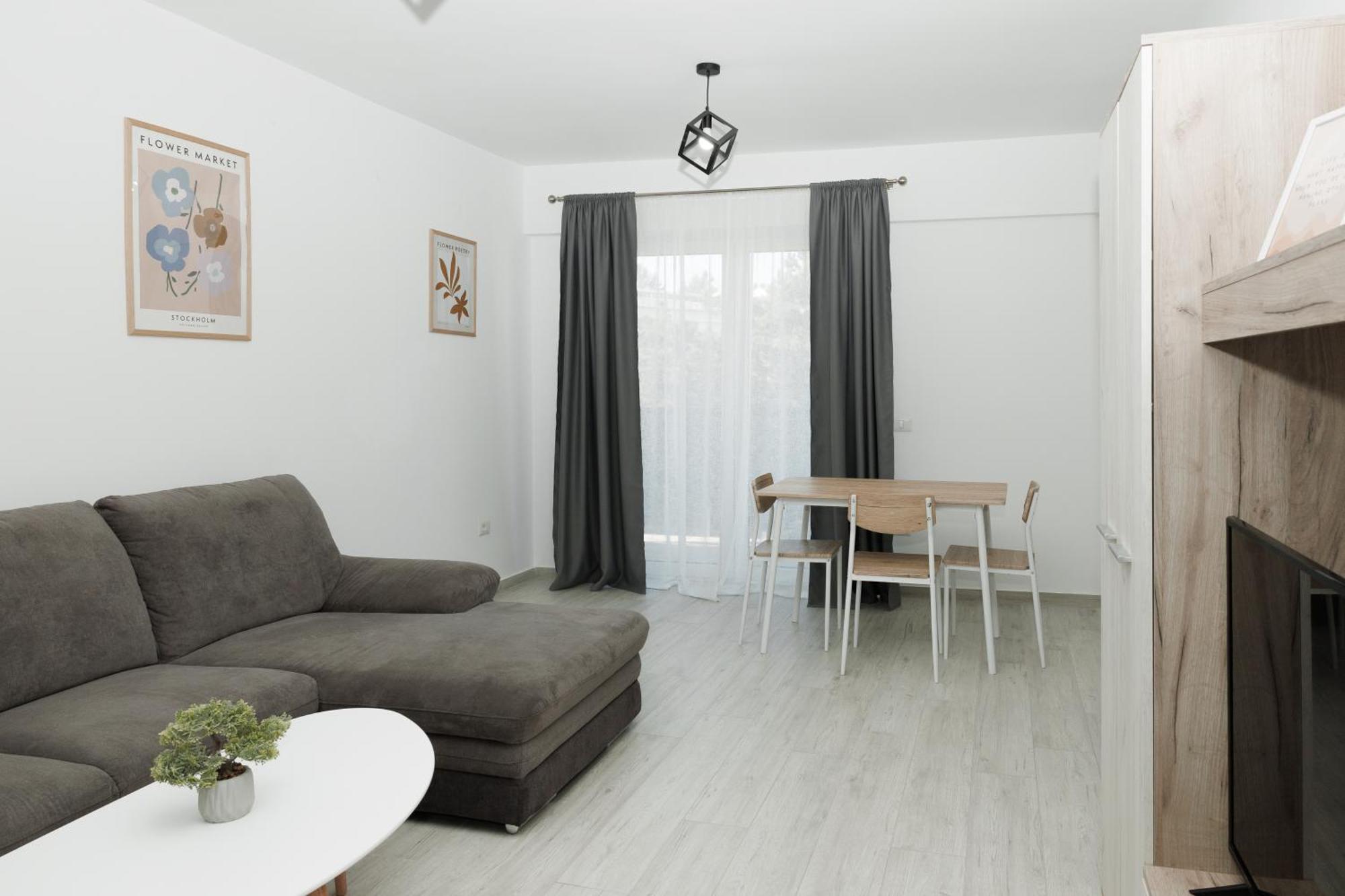 Cozy Aparthotel K Suceava Eksteriør billede