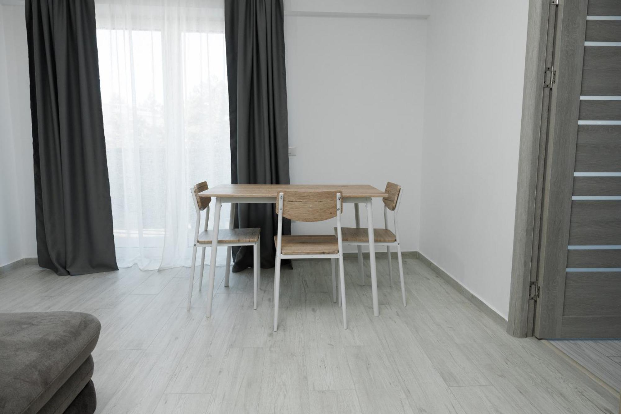 Cozy Aparthotel K Suceava Eksteriør billede